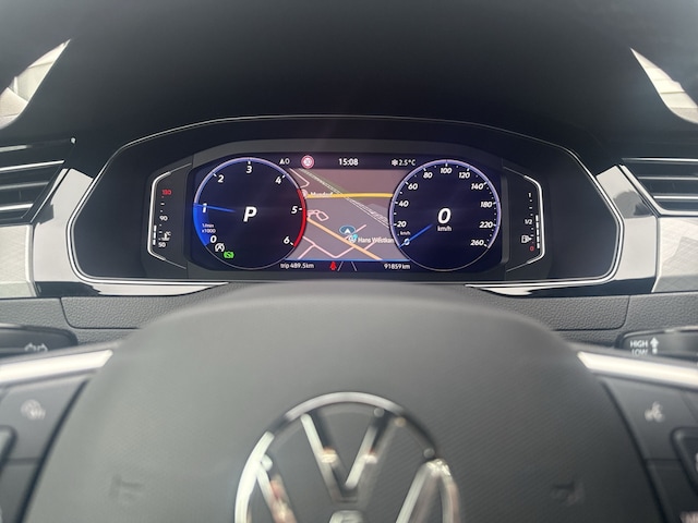 Volkswagen Passat Business DSG IQ.Drive Variant