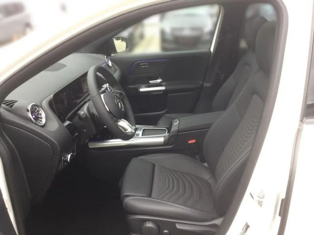 Mercedes-Benz GLA 200 Progressive