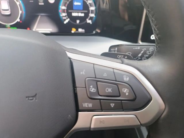 Volkswagen Golf 1.5 eTSI DSG Golf VIII