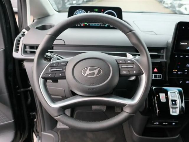 Hyundai Staria Trend