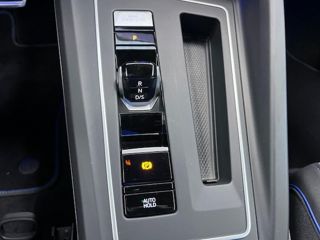 Volkswagen Golf 2.0 TSI DSG Golf VIII