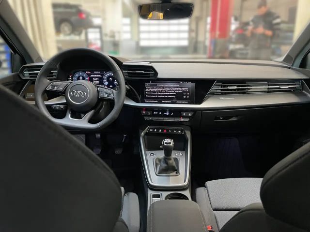 Audi A3 30 TDI Sedan