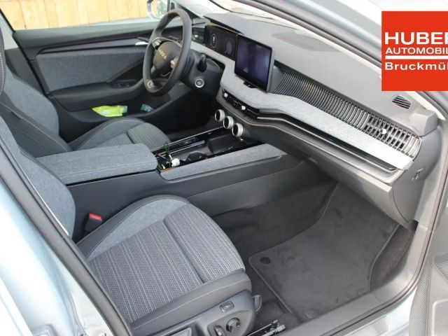 Skoda Superb 2.0 TDI Combi Selection