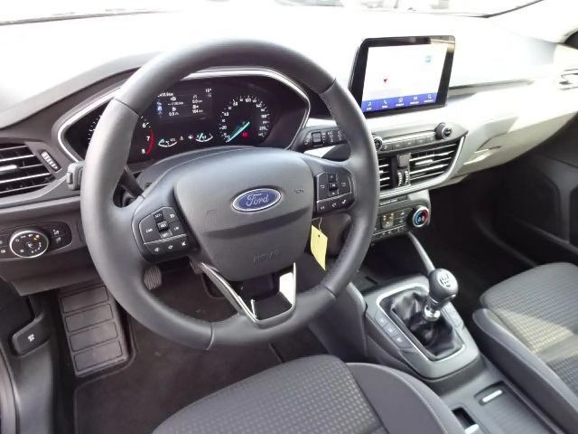 Ford Focus Cool & Connect Wagon