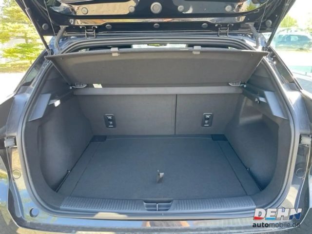 MG MG4 64 kWh Luxury