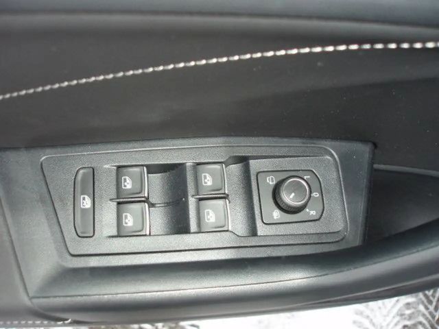 Volkswagen T-Roc 4Motion DSG R-Line