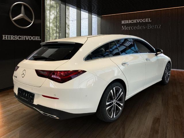 Mercedes-Benz CLA 200 Shooting Brake