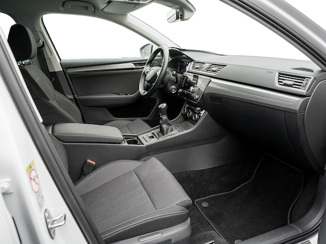 Skoda Superb 2.0 TDI Combi Style Style