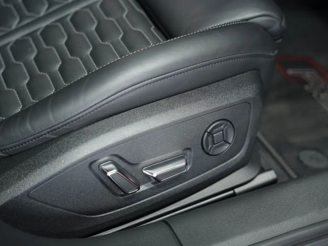 Audi RS6 Avant Quattro