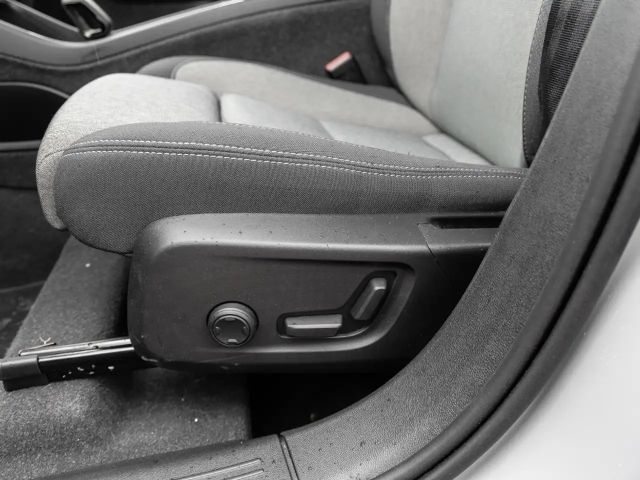 Volvo XC40 Dark Plus