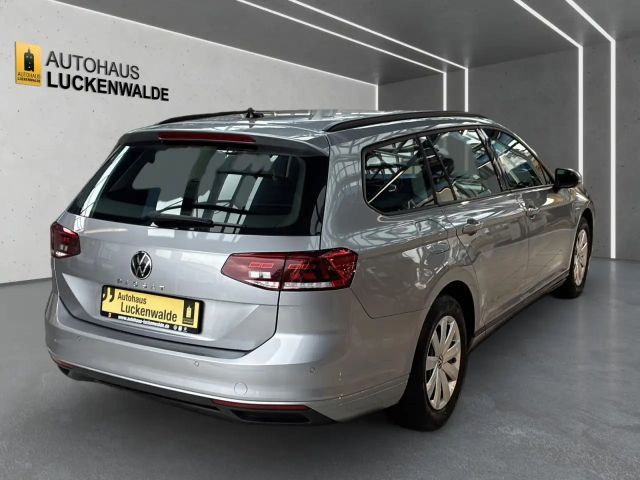 Volkswagen Passat 1.5 TSI DSG Variant