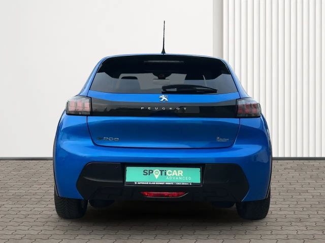 Peugeot E-2008 Active Pack