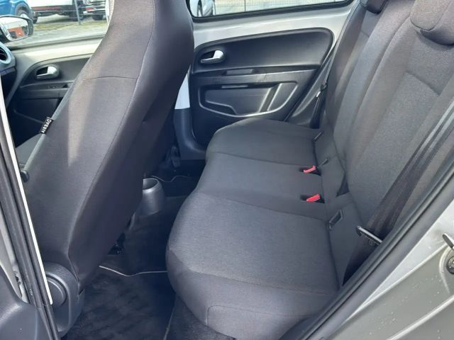 Volkswagen e-up! Plus Style