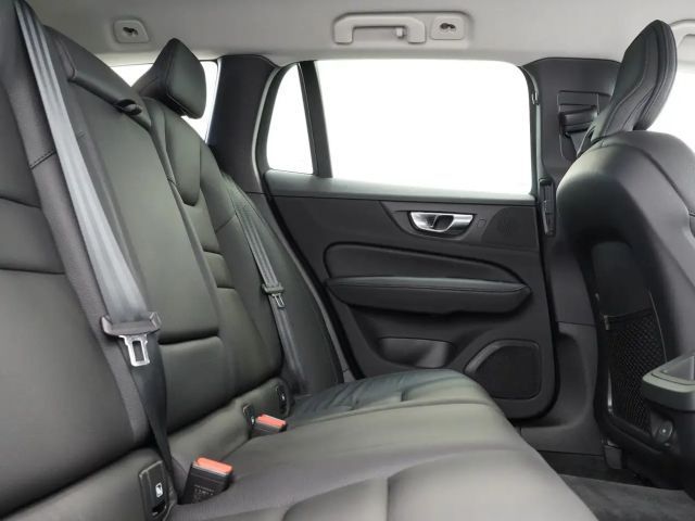 Volvo V60 Cross Country AWD