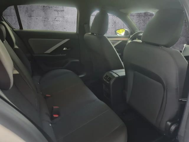 Opel Astra 1.2 Turbo Edition Turbo