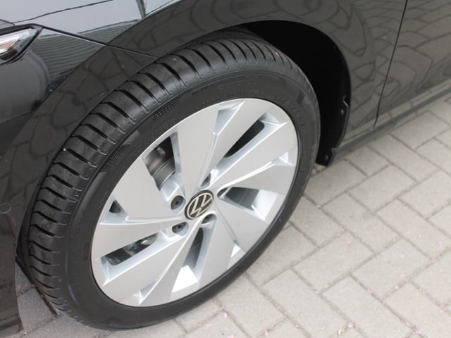 Volkswagen Golf 2.0 TDI Golf VIII IQ.Drive Move