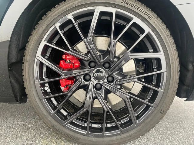 Audi A6 e-tron Quattro