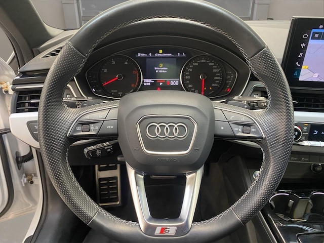 Audi A4 40 TDI Avant S-Line S-Tronic
