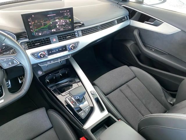 Audi A4 35 TFSI S-Line Sedan