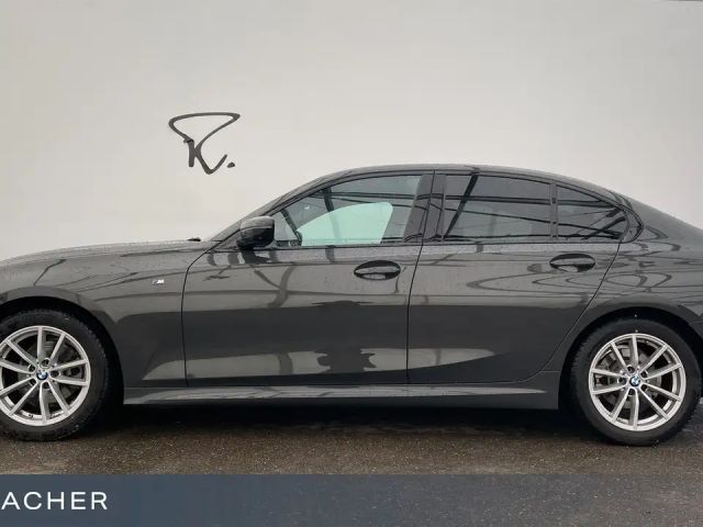 BMW 320 320d M-Sport Sedan xDrive