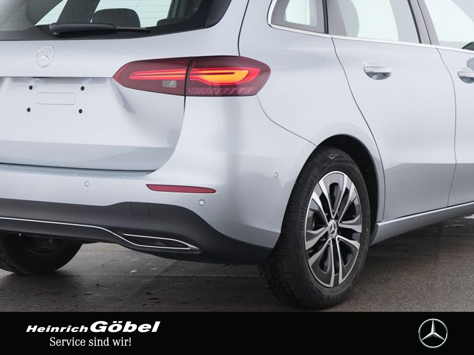 Mercedes-Benz B 180 Progressive Sedan