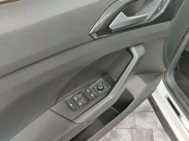 Volkswagen T-Cross 1.5 TSI DSG R-Line