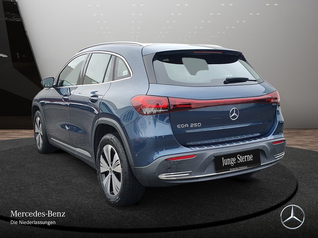 Mercedes-Benz EQA 250