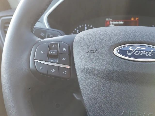 Ford Kuga Cool & Connect
