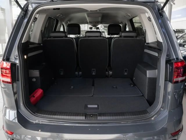 Volkswagen Touran 1.5 TSI DSG