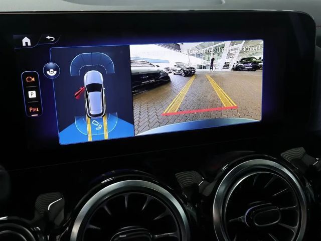 Mercedes-Benz EQA 250 AMG Line