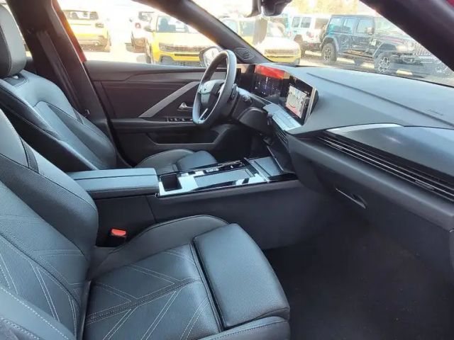 Opel Astra Sports Tourer Ultimate