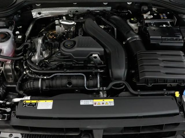 Volkswagen Golf 1.5 TSI