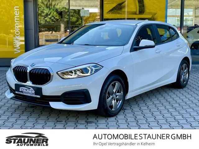 BMW 116 116i Advantage pakket Sedan