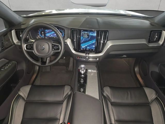 Volvo XC60 Dark Plus