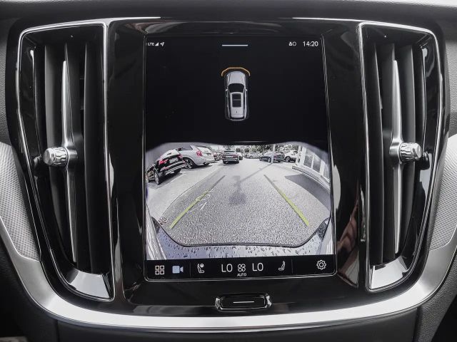 Volvo V60 Cross Country AWD Plus