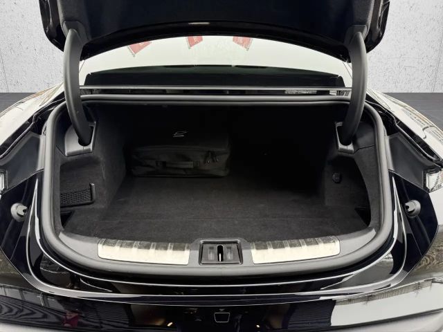 Porsche Taycan Turbo