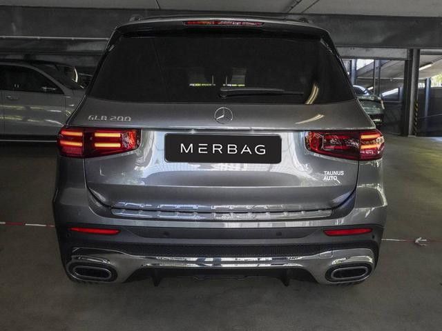 Mercedes-Benz GLB 200 