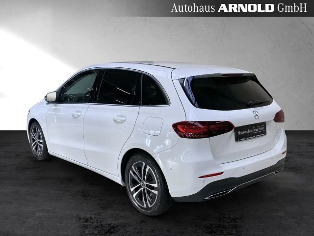 Mercedes-Benz B 200 Progressive Sedan