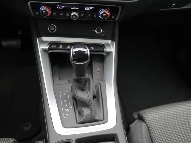 Audi Q3 35 TFSI S-Tronic
