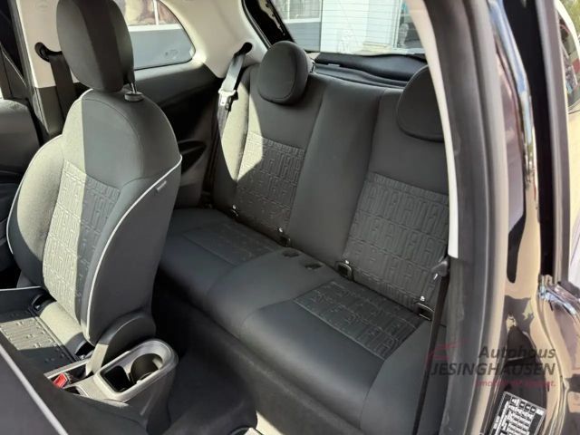 Fiat 500e +Klimaaut.+Tempomat+CarPlay+Spurhalte Navi Digital