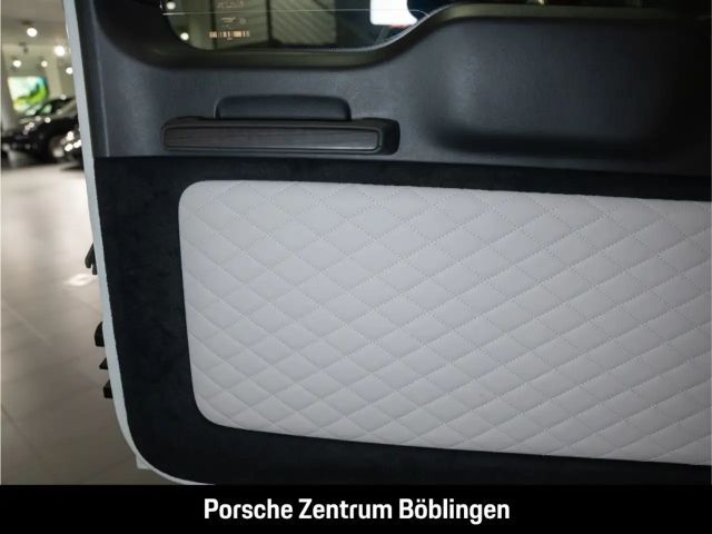 Mercedes-Benz G-Klasse -Modell Station 500 Final Edition White MULTIBEAM