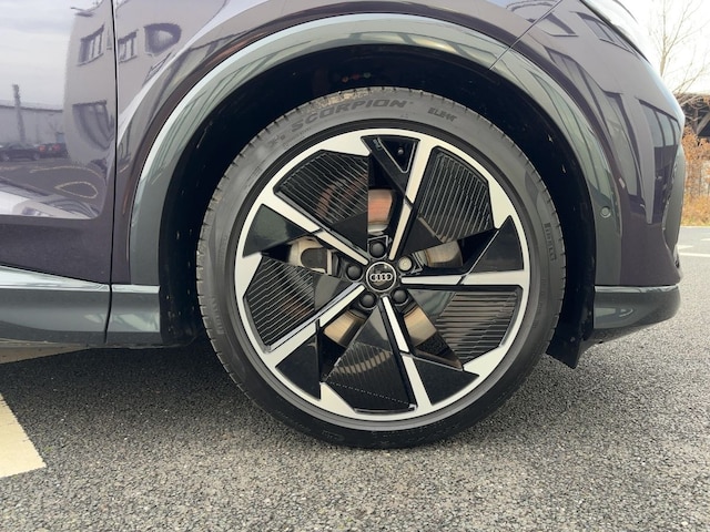 Audi Q4 e-tron Quattro