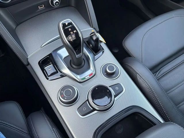 Alfa Romeo Stelvio Q4 Veloce