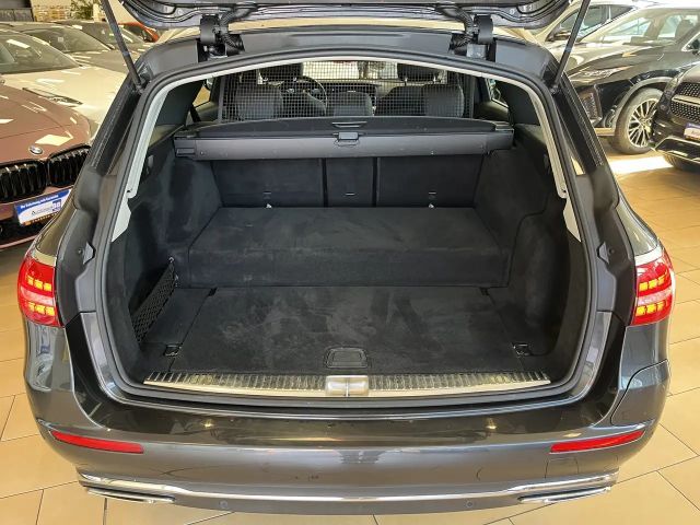 Mercedes-Benz E 300 E 300 de