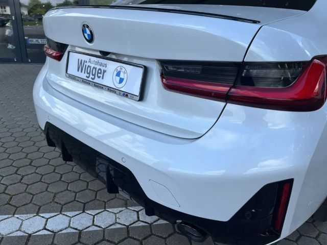 BMW 330 330i M-Sport Sedan xDrive