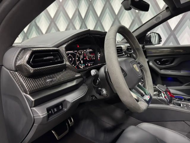Lamborghini Urus SE // CARBON // UNIKÄT // VOLLE HÜTTE //