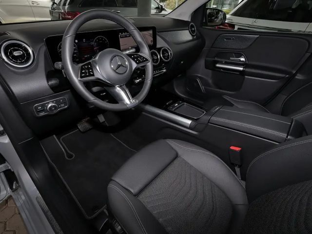 Mercedes-Benz B 200 Progressive