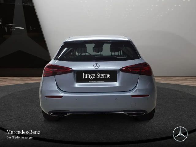 Mercedes-Benz A 180 Progressive