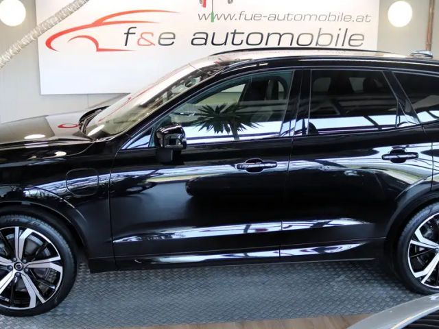 Volvo XC60 AWD Dark Plus Recharge