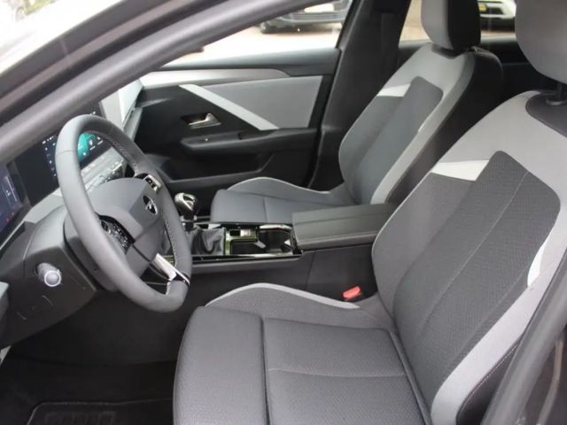 Opel Astra 1.2 Turbo Edition Turbo